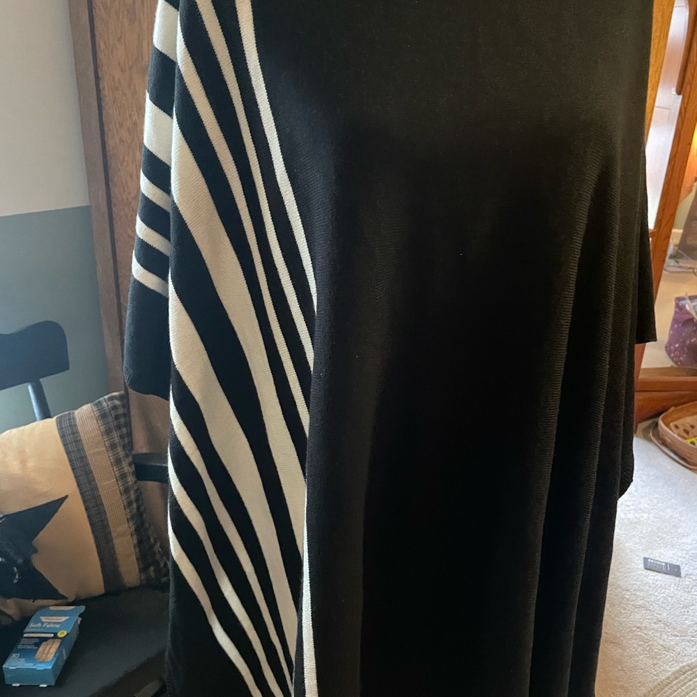 New York and Company poncho